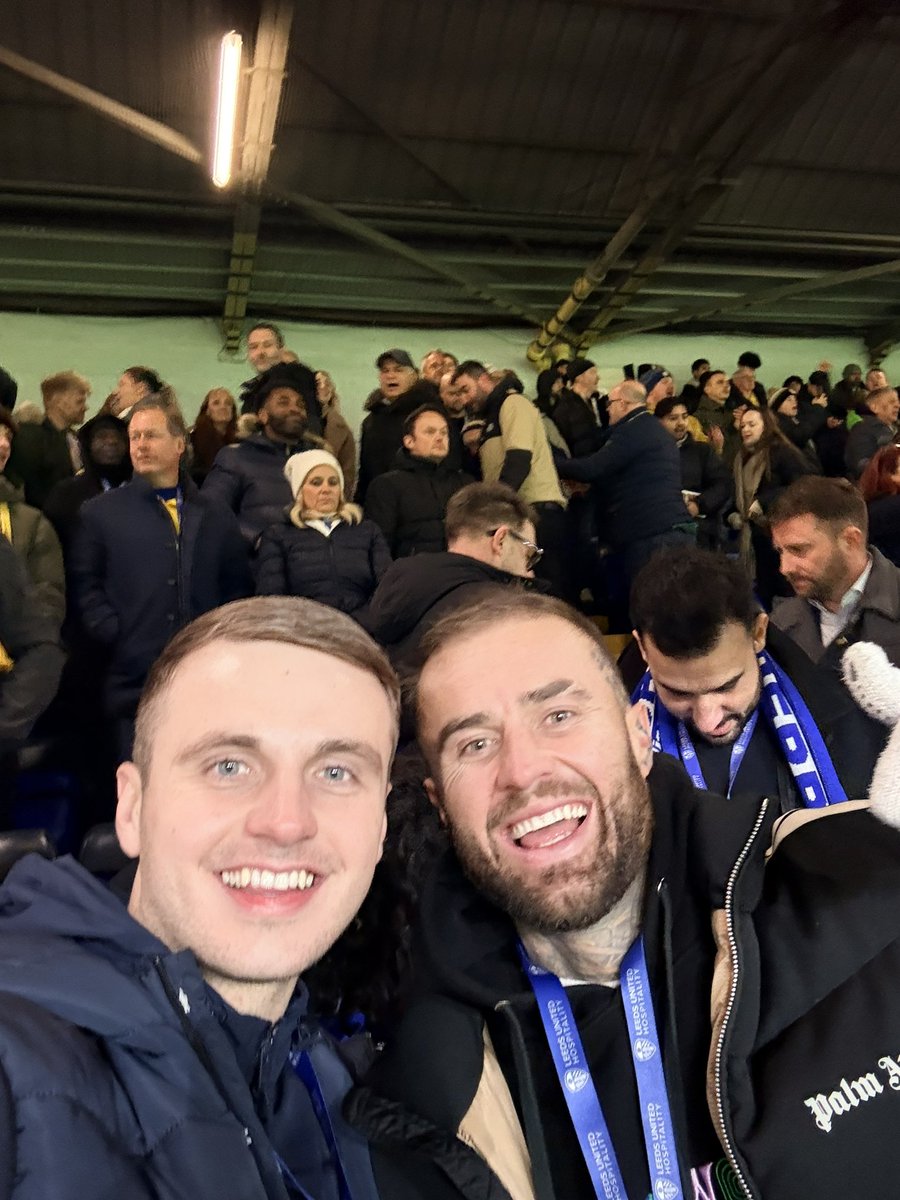 Jake Ball tweet media