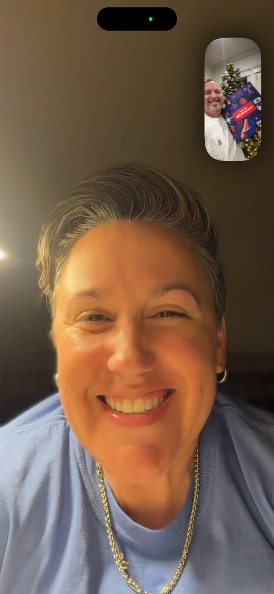 poodletop's tweet image. This will be a fun #Christmas Season opening up this Advent Calendar that a @SouthwestAir employee sent to me.  As a loyal SWA business and personal traveler, it’s great to be part of this added fun!   We start on the 13th. Can’t wait!  #LifeAtSouthwest #SWAPIC #alistpreferred