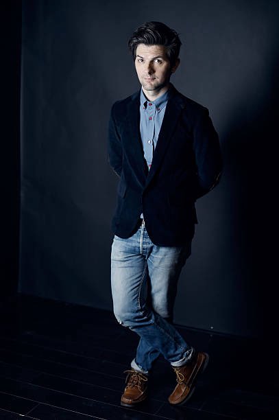 little cross leg pose day