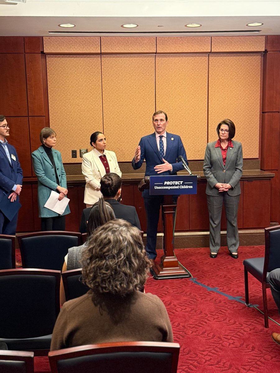 supportKIND's tweet image. KIND President Wendy Young joins @SenCortezMasto, @RepDanGoldman, and @repdeliaramirez to stress the need for the Upholding Protections for Unaccompanied Children Act: a targeted fix that ends restrictive immigration fees and restores core child protection safeguards.
