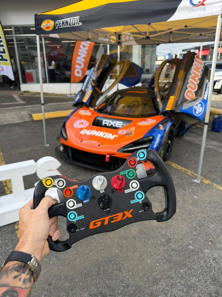 gabe 🦄💨✨ tweet media