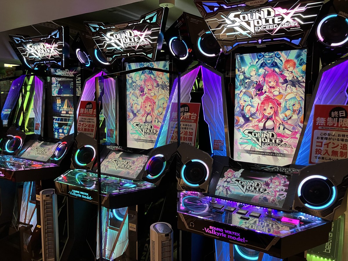 ⭐️無制限台設置⭐️】 『SOUND VOLTEX』 右側3台を無制限台にいたし