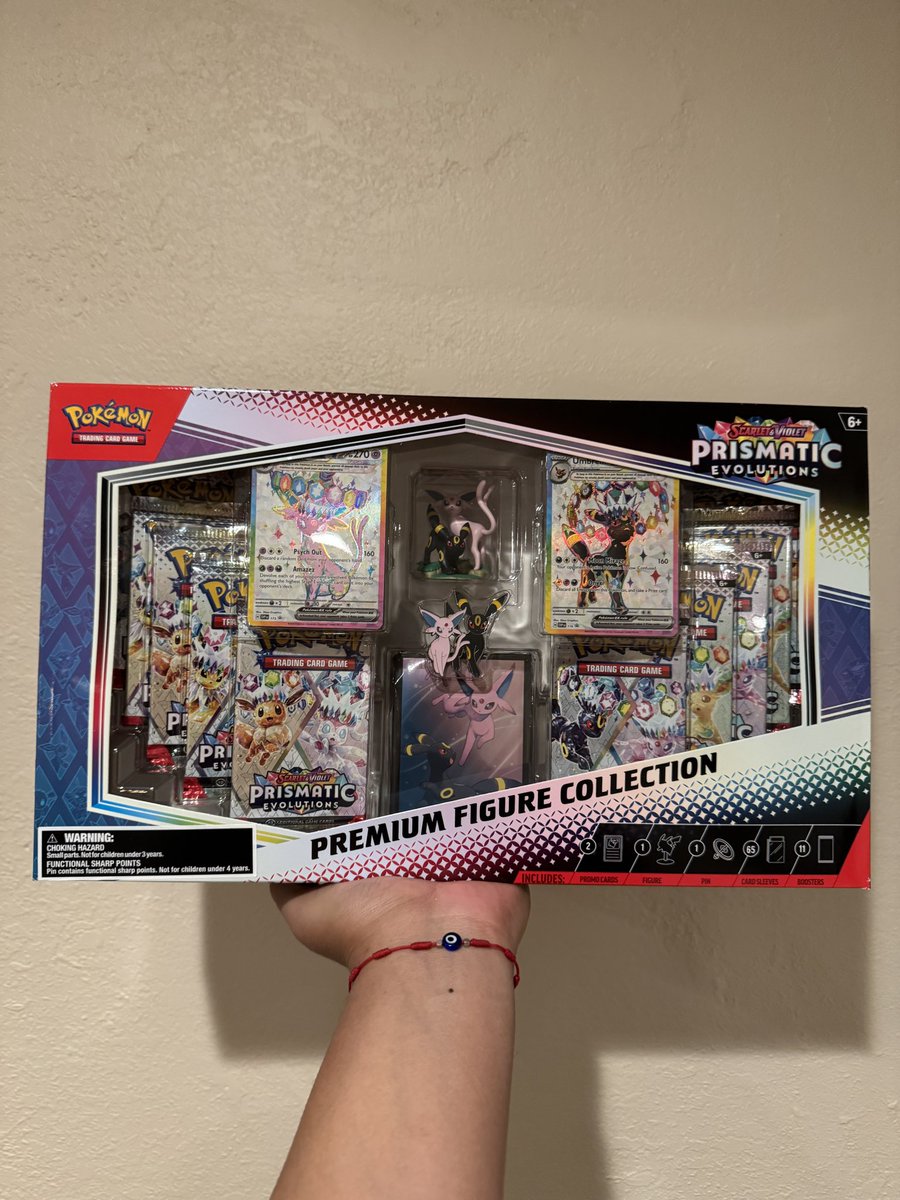 Bella’s Collectible Bodega tweet media