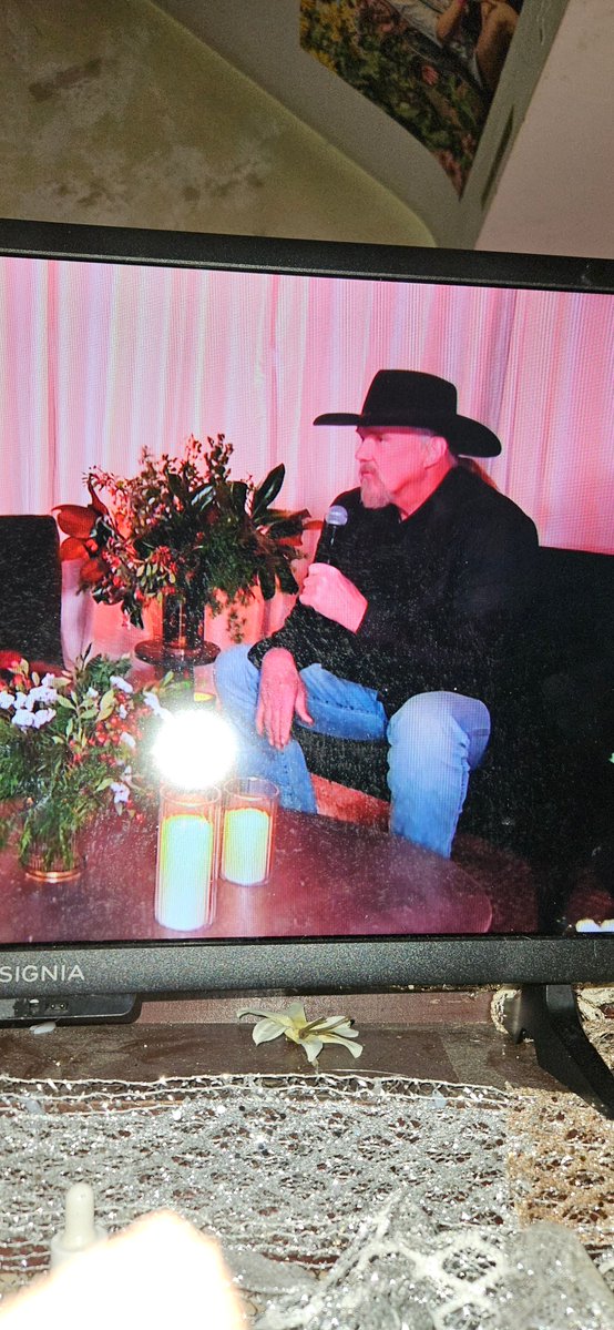 On behalf of Veterans and Us Mothers....You sing it Boy!...Naughty List...