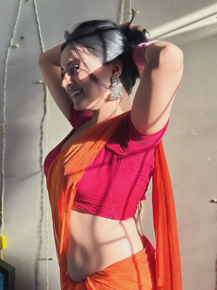 Gauri057442308's tweet image. चाय नाश्ता आ रहा है☕☕
कौन कौन मेरे साथ नाश्ता करेगा और क्या क्या खायेगा..

#MorningVibes #breakfastlove #breakfast