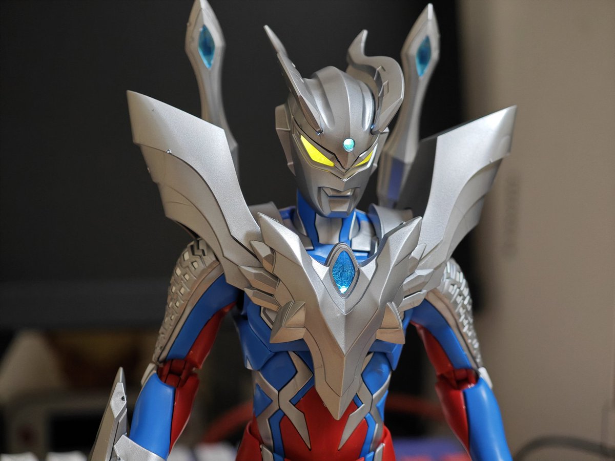 布鲁可Blokees LEGEND EDITION カイザーベリアル マントの質感