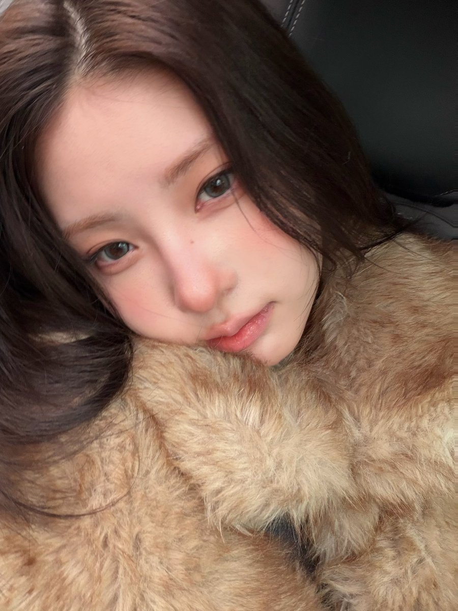 eoseowaebwara's tweet image. 막 오픈했습니다 잘 부탁드립니다🙇🏻‍♀️