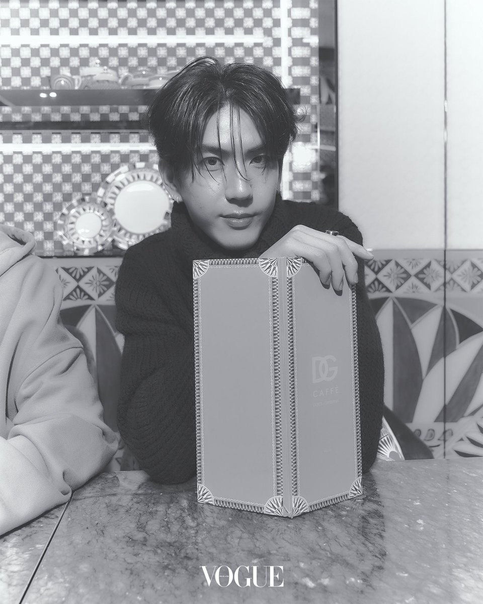 Vogue Thailand (@voguethailand) on Twitter photo 