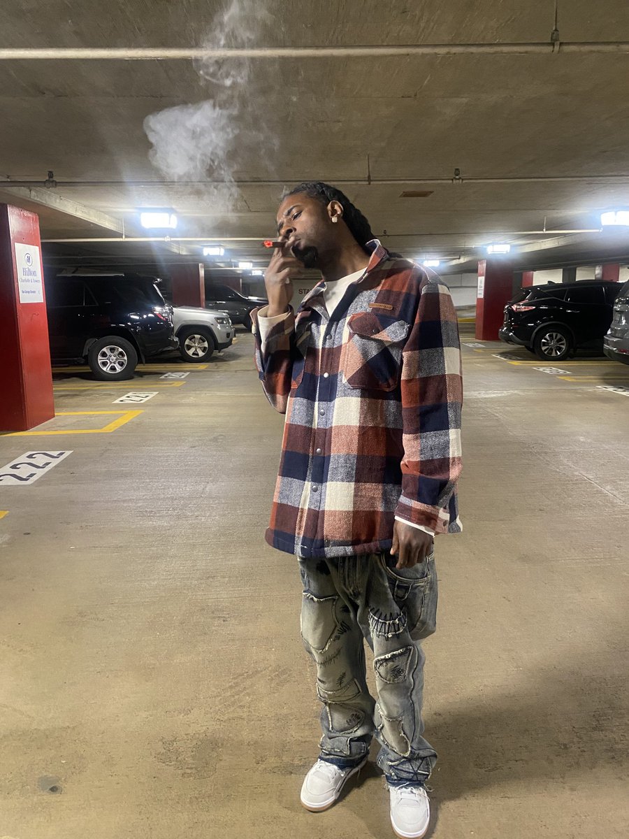 BigDelic_864's tweet photo. You Know I'm Burning Shit Down Errwhere ya Smell Me #BigDelic #fypviraltwitter https://t.co/pjFWzXiIyB