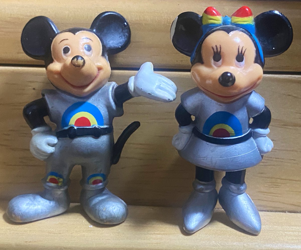 エプコットセンター　キャプテンEOのミキミニの激レアPVC
この前手に入れてテンションおかしくなってたのはこれのせい