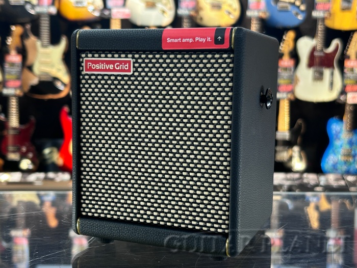 electric_gp's tweet image. #ギタープラネット の柳津です!!

先日動画でもご紹介した、
【Positive Grid】が再入荷いたしました!!

黒も格好良いですが、白も可愛い!!
guitarplanet.co.jp/?keyword=Posit…

柳津リコメンドは立体的なサウンドが出せるSpark2です!!
是非動画でもサウンドチェック🔽
youtu.be/yX0kgtl865U
#guitaramp #amp