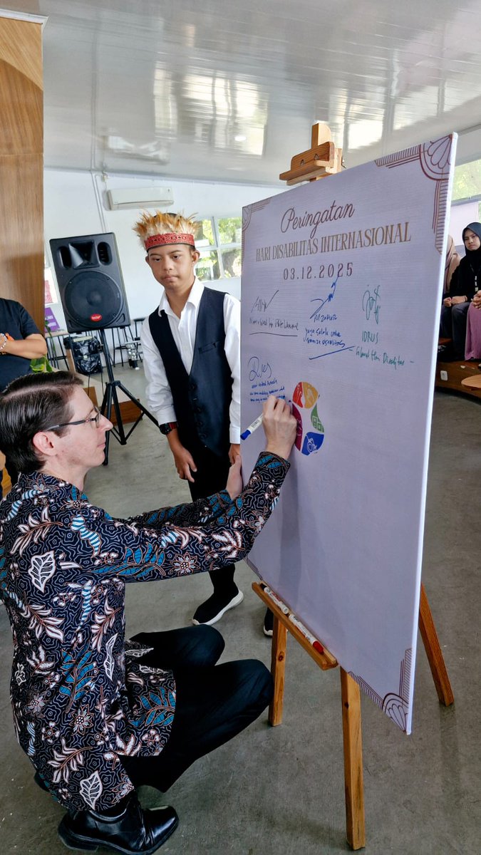 Australian Consulate-General in Makassar tweet media