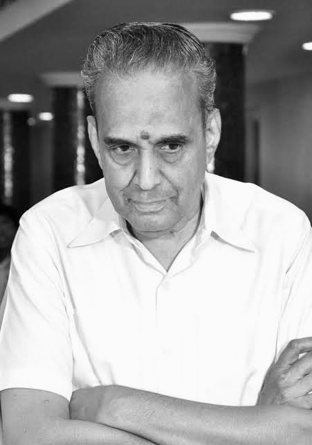 arunrajkg's tweet image. பாரம்பரியமிக்க சினிமா தயாரிப்பு நிறுவனமான ஏவிஎம் நிறுவனத்தின் உரிமையாளர் திரு ஏவிஎம் சரவணன் அவர்கள் இன்று (டிசம்பர் 4)  இயற்கை எய்திய தகவல் வருத்தம் அளிக்கிறது.

தனது தந்தையார் திரு ஏ.வி.மெய்யப்பன் வழியில் தனக்கென கோட்பாடுகளையும், கட்டுப்பாடுகளையும் வகுத்துக் கொண்டு, தனி நபர்…