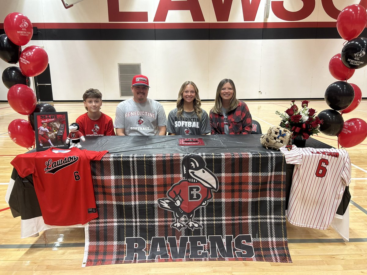 Raven_Softball's tweet photo. 𝙎𝙄𝙂𝙉𝙀𝘿! 𝙒𝙚𝙡𝙘𝙤𝙢𝙚 𝙩𝙤 𝙩𝙝𝙚 𝙁𝙖𝙢𝙞𝙡𝙮, 𝙈𝙖𝙙𝙞‼️ https://t.co/fIOa13xM7A