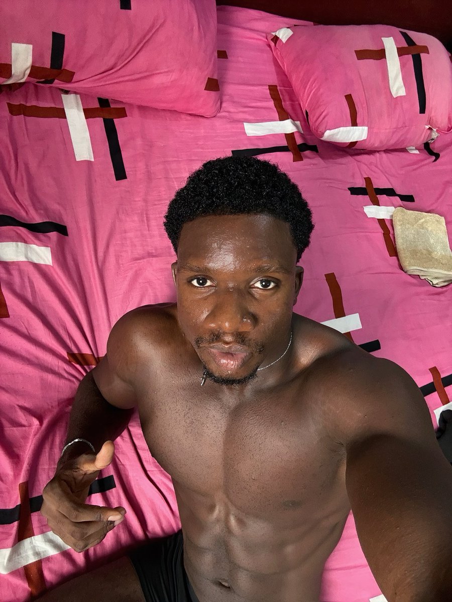 A_boycandy tweet media