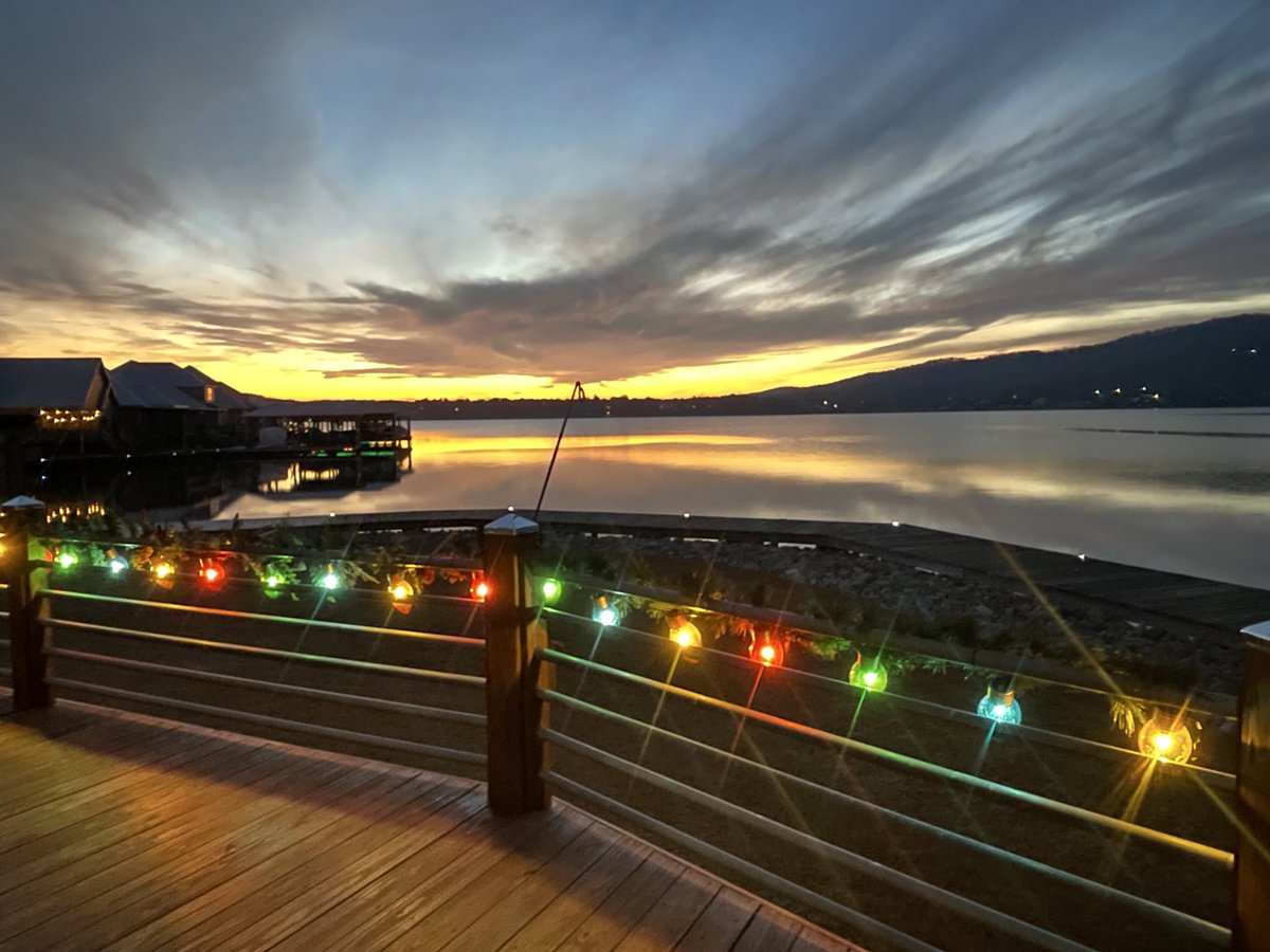 FlintRoger's tweet image. Beautiful Sunset @ Willow Point Ohatchee AL @spann