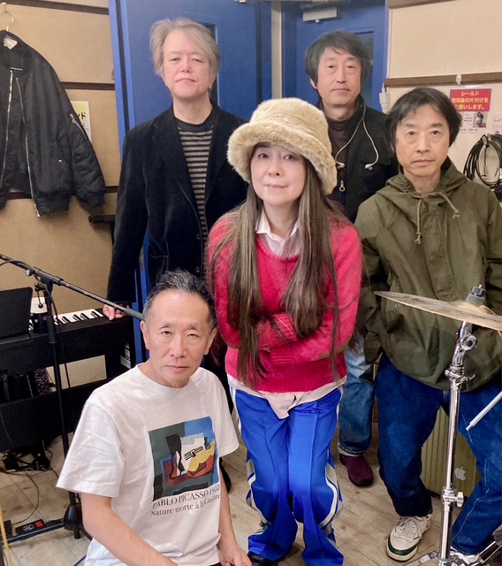 今週末は大好きな神戸チキンジョージにてzabadakライブです。リハーサルも好調。
12月6日(土)zabadak"冬の"39th in kobe 
小峰公子 鬼怒無月 楠均 青木孝明 内田Ken太郎  
神戸 チキンジョージ 開場18時/開演19時 
チケット:前売5800円/当日6300円 
配信もあります。是非！
premier.twitcasting.tv/c:chickengeorg…