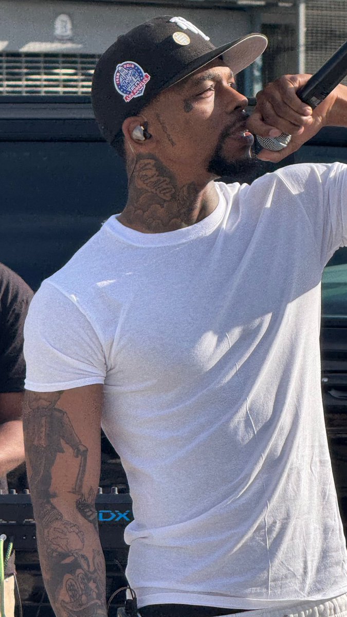 M V P🕊 tweet media