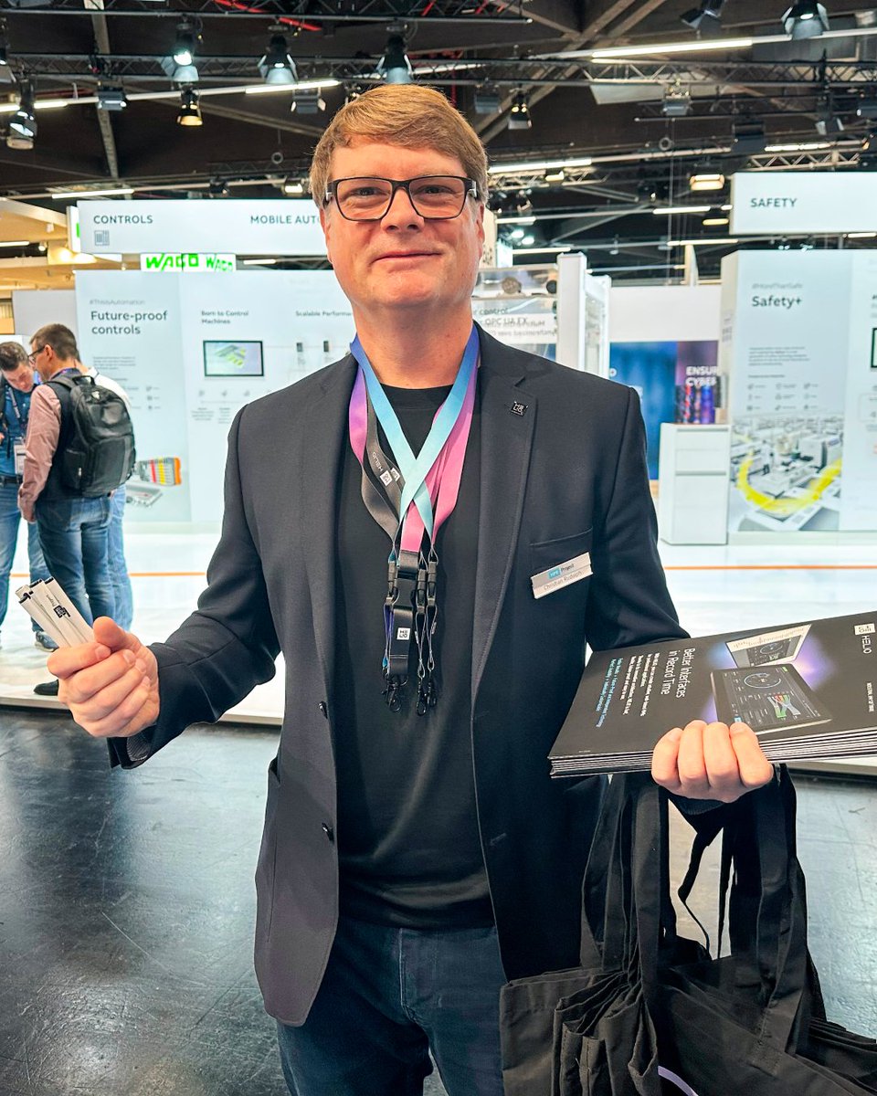 hmiproject's tweet photo. Recap zur SPS Messe Nürnberg 2025: Nachdem wir 2024 schon überwältigt vom Besucherandrang und dem Interesse an HELIO und unseren Services waren, hat es die SPS auch in diesem Jahr geschafft, unsere Erwartungen zu übertreffen. 
#hmiprojectontour #sps2025 #spslive #hmi #ui #ux https://t.co/MvY2hC5YCJ