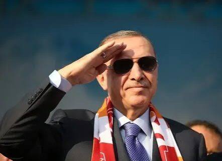 Taner tweet media