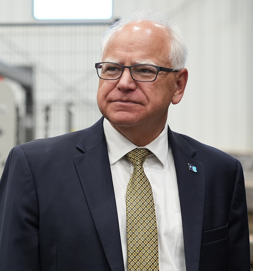 🚨BREAKING: Mike Lindell files paperwork to run for governor of MINNESOTA, challenging Tim Walz

“If there was someone to win, it would be me."

Do you support Mike Lindell?

YES or NO?

IF Yes, Give me a THUMBS-UP👍!