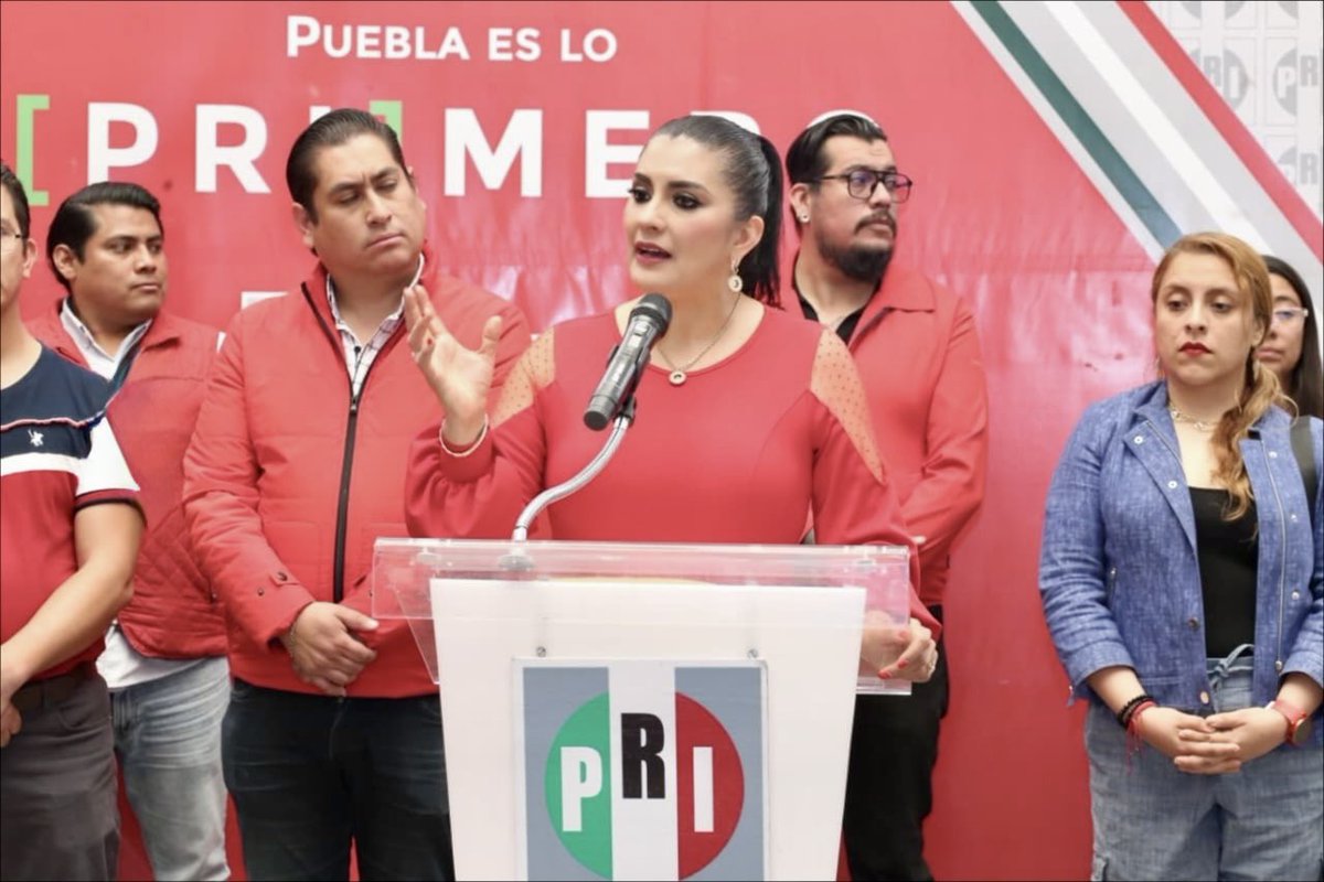 PoderNoticiaPue's tweet image. 👩🏻‍⚖️ @CongresoPue pospone elección del nuevo titular de la @AsePuebla hasta enero

➡️ Señaló que de los 14 perfiles inicialmente registrados, tres aspirantes fueron eliminados por no cumplir...

➡️ Entérate aquí: shre.ink/q5HB

@DelfinaPozosV 

#PoderNoticiaPue…