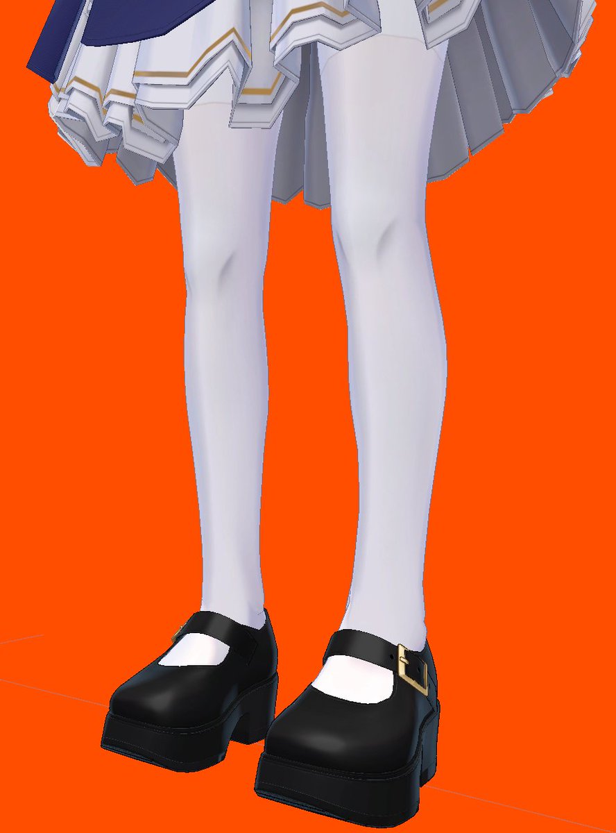 同じタイツを他アバター変換してみた結果
左：Eden Auto Morpher　形崩れが目立つ
右：Alterith　細くなりがちだけど形崩れはない