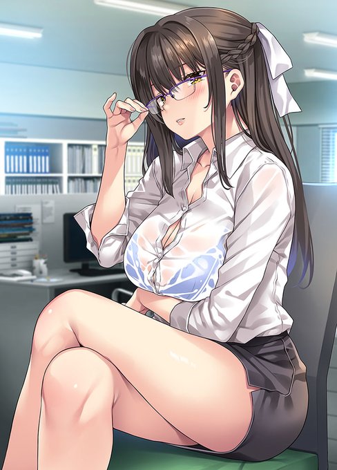 おはよう新人くん。…?…なに? 