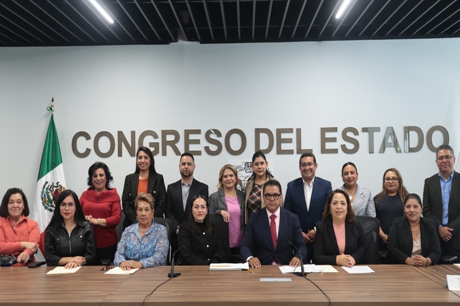 En Comisión del <a href="/CongresoPue/">H. Congreso de Puebla</a>, aprueban Ley de Egresos del Estado de Puebla para el ejercicio fiscal 2026 

<a href="/SoyPavelGaspar/">Pavel Gaspar Ramirez</a> 

tinyurl.com/37krnkdt