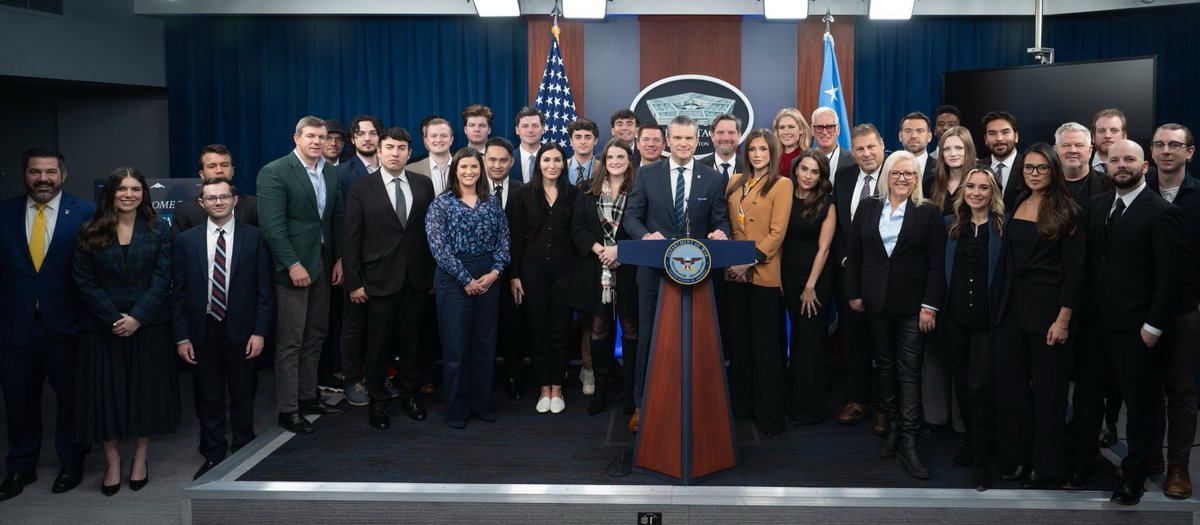 JoelValdezDOW's tweet image. The NEW Pentagon Press Corps 🇺🇸