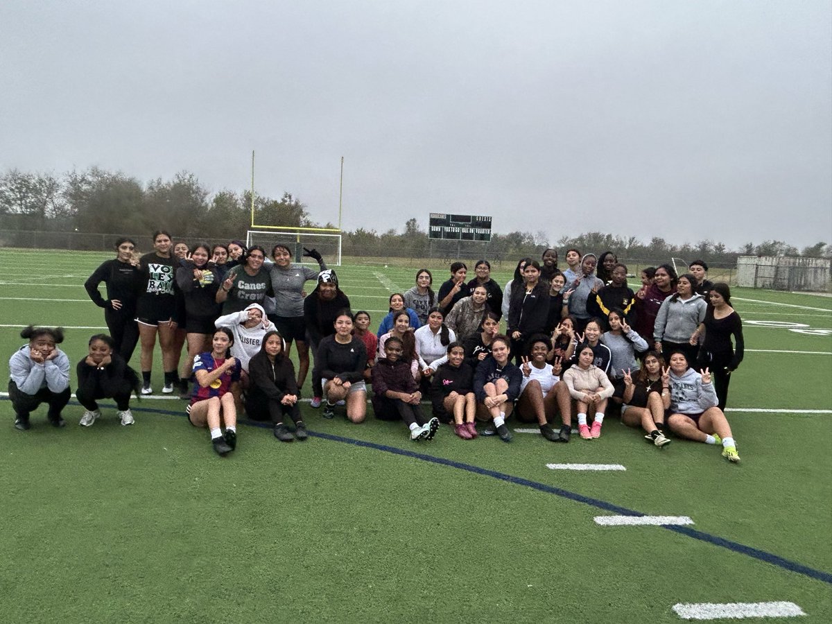 HHS Girls Soccer tweet media