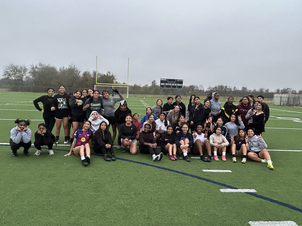 HHS Girls Soccer tweet media