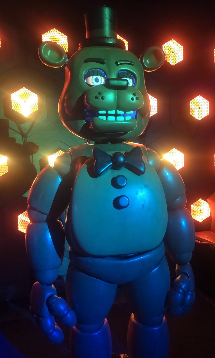 DiscussingFilm tweet media