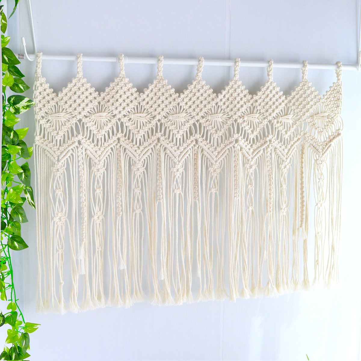 今朝は冷え冷え🥶
重ね着⛄️雪だるま☃️

今日もよろしくお願いします🌈

アーチ型の編み模様
Nマクラメカーテン・のれん
お得な固定サイズは
在庫補充まで暫くお待ち下さいませ🍀
お急ぎの方は各サイトのメッセージからどうぞ🤗
Creema minne
Thankyou❣️