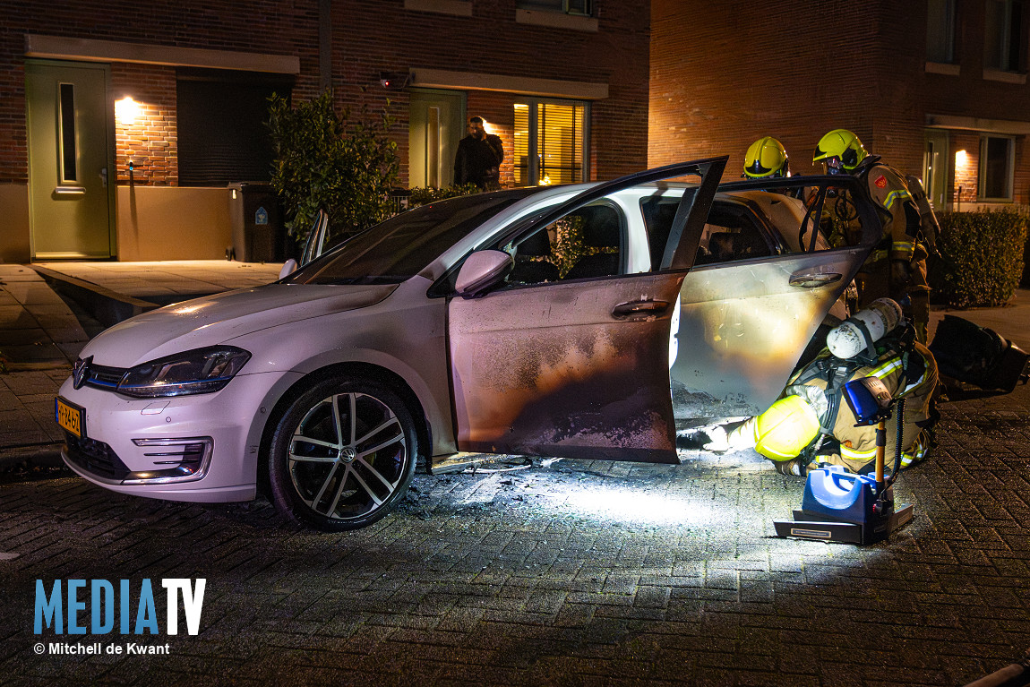 Auto in brand aan Brasemstraat, politie vermoedt brandstichting