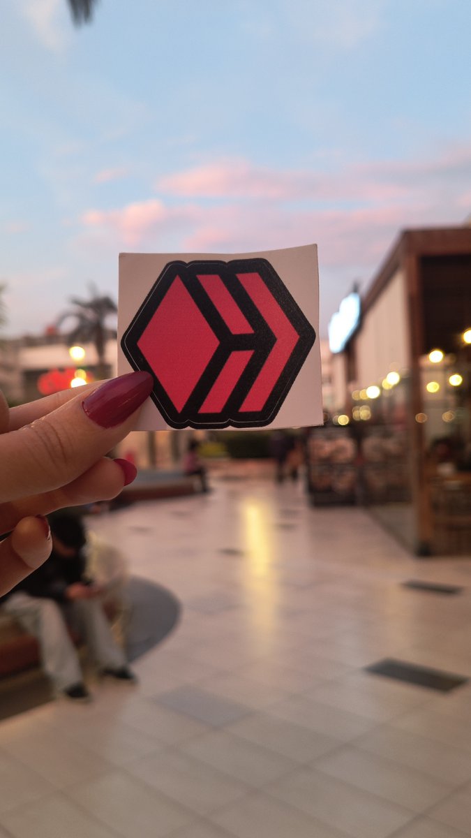 hiveblocks_es's tweet photo. ♦️Hive es una #blockchain sin comisiones, donde puedes usar apps del día a día, crear contenido, jugar y desarrollar sin aprender lenguajes nuevos… https://t.co/eaN9nA2h0B