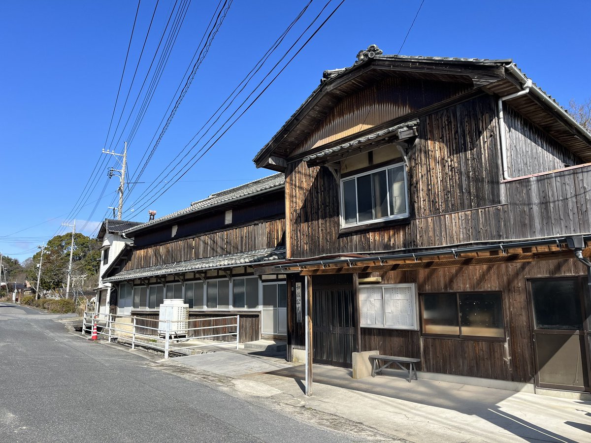 2025師走。周防大島と森田真生さんとの取り組み、今月はリアルでもオンラインでも充実のひと月になりそうです！
【ライブ】12月20日(土)14時「数学の演奏会」at和佐星舎
【ラジオ】毎週(木) 「生命ラジオ」オンラインにて※今月4週目は(火)
学び合いの中で何か生まれている気配。ご参加大歓迎です⭐︎