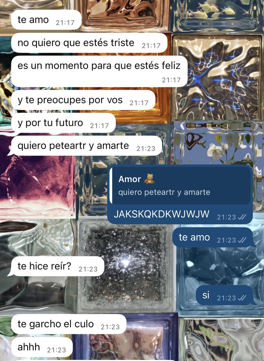 yo llorando desconsoladamente 

el
