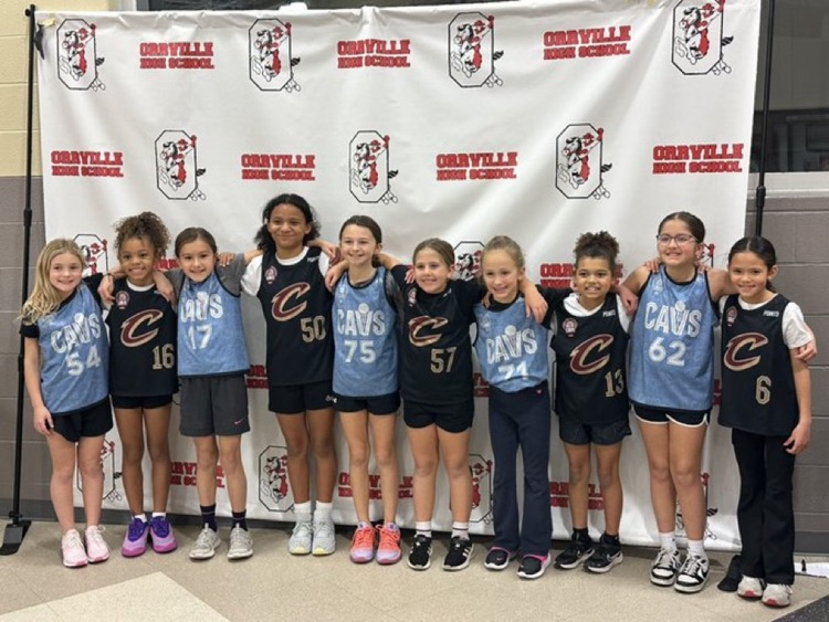 We welcome the future Red Riders from the OABGC (3rd/4th) teams at halftime! #redridernation