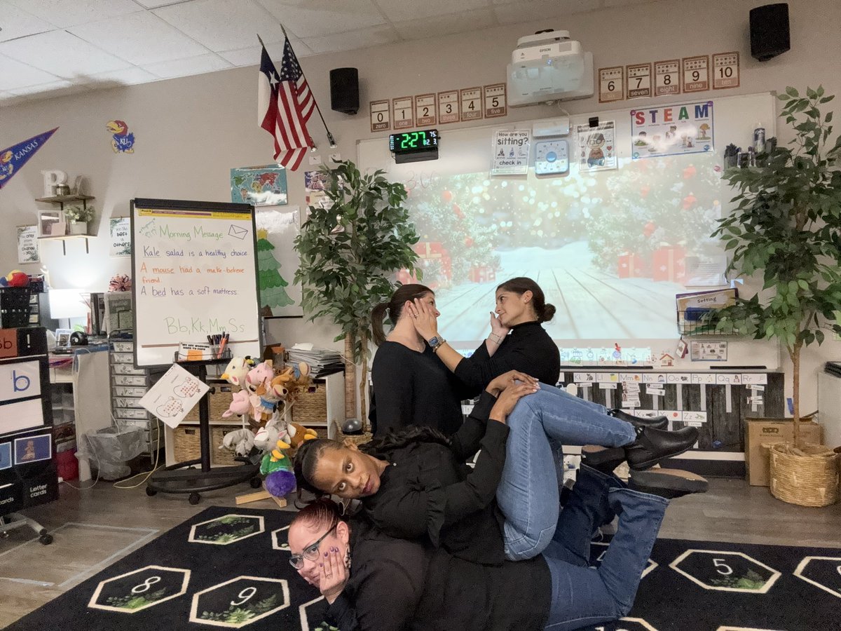 Ms. Natalie Pinilla tweet media