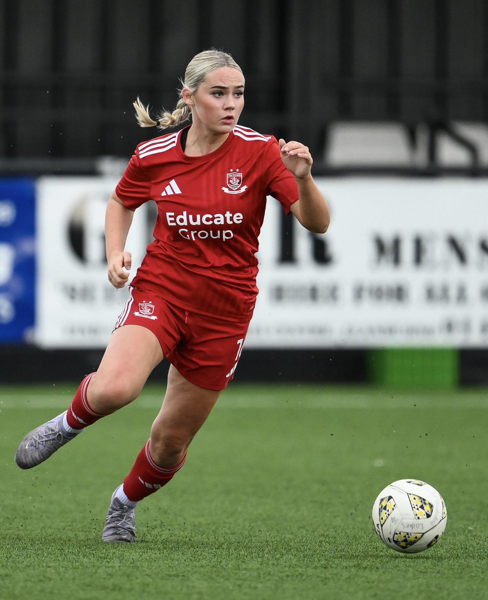 the_nomads's tweet image. Our Women’s U19 @SGerrardAcademy scholars were also victorious in their British Colleges Cup tie against Runshaw earlier this afternoon as @HannahSlack08 bagged a last-minute winner to seal a 4-3 victory🤩

Hannah Slack⚽️⚽️
Alisha Whitehead-Hughes⚽️⚽️

Well done, girls!…