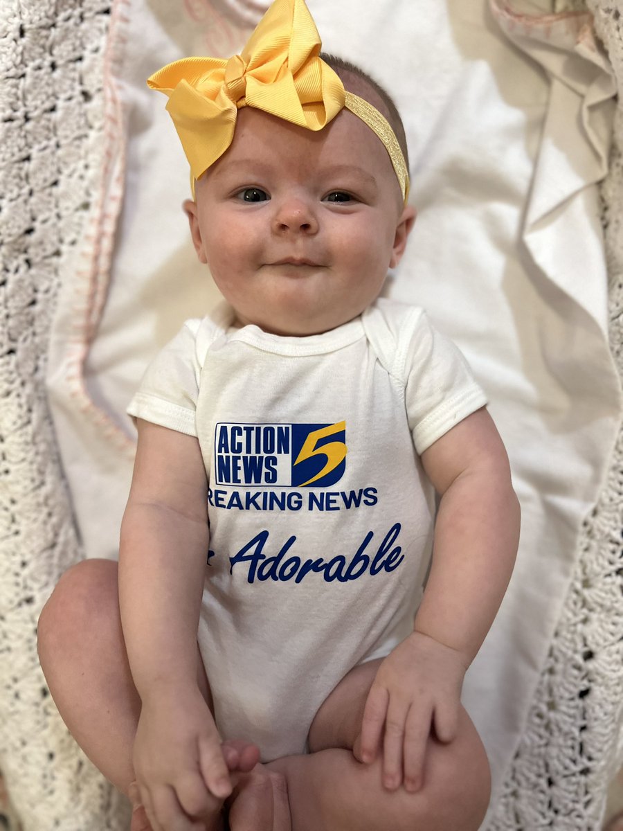 HWallsmithTV's tweet photo. Confirmed the breaking news…my daughter is in fact adorable  @WMCActionNews5  💕 https://t.co/EqU9hQDxBC