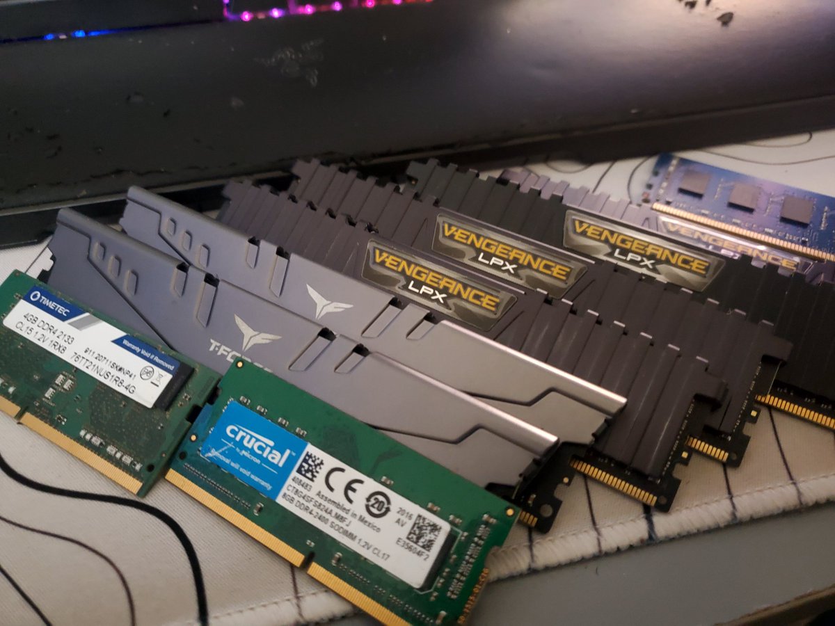 JordonAM's tweet image. Atp I could buy a new PC for this much RAM 😭