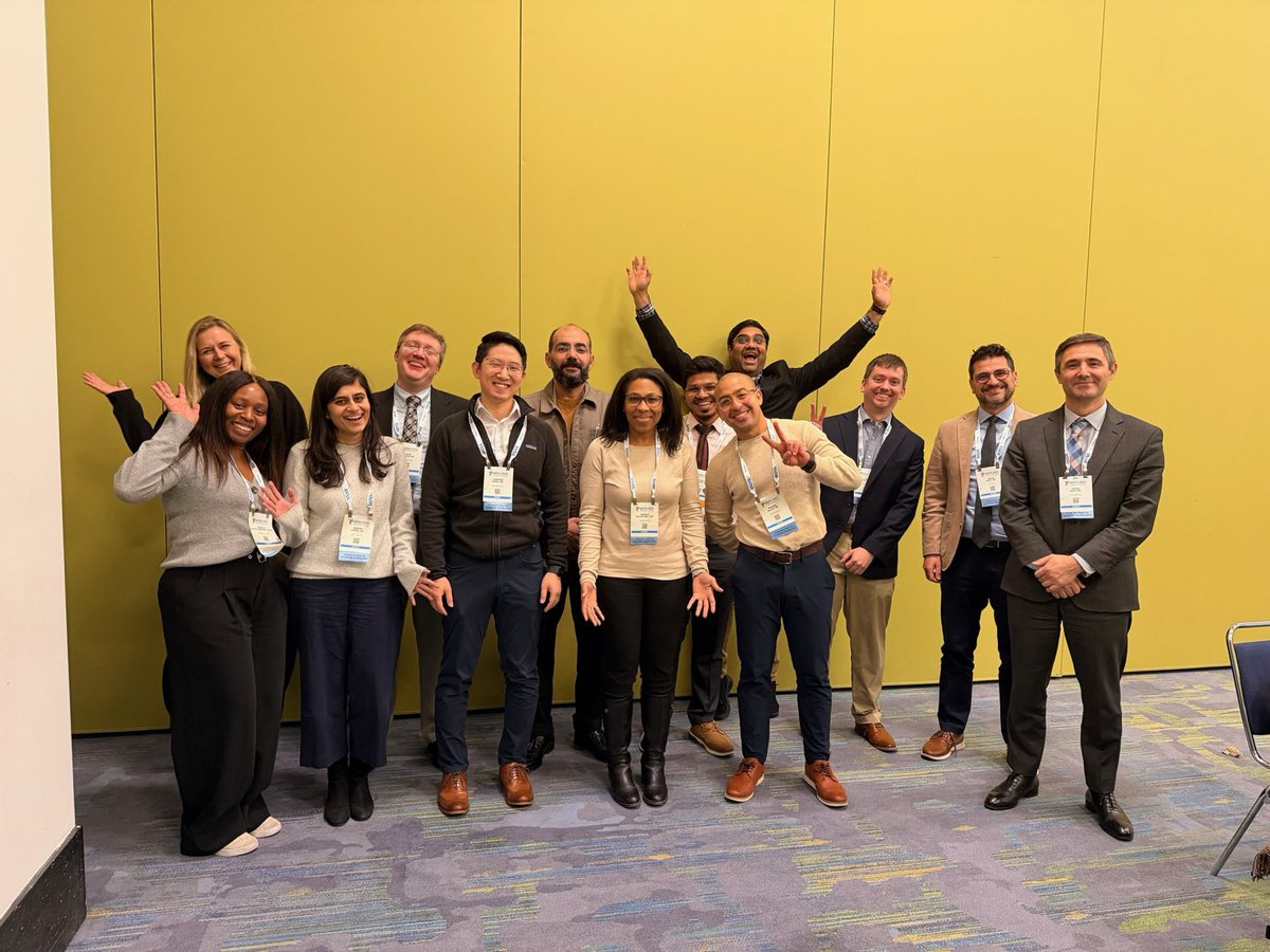 ShehbazAnsariMD's tweet photo. Invaluable experience at the #RSNA2025 ITARJF workshop. High-yield lectures, stellar faculty, and great opportunities to network with new colleagues. A definitive "must-do" for all junior faculty in academic radiology. Thank you @BrentDGriffith for a well-organized program! https://t.co/B9ifCFSP7u