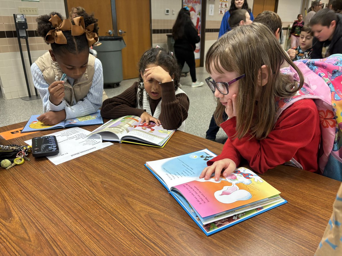 Did you know that Winona Elementary offers Academic UIL where students compete in Creative Writing, spelling, Dictionary Skills, Maps-Graphs-Charts, &amp; so much more. 

We Placed:
1st in Storytelling
1st in Grade Maps, Charts &amp; Graphs
5th in Grade Dictionary Skills