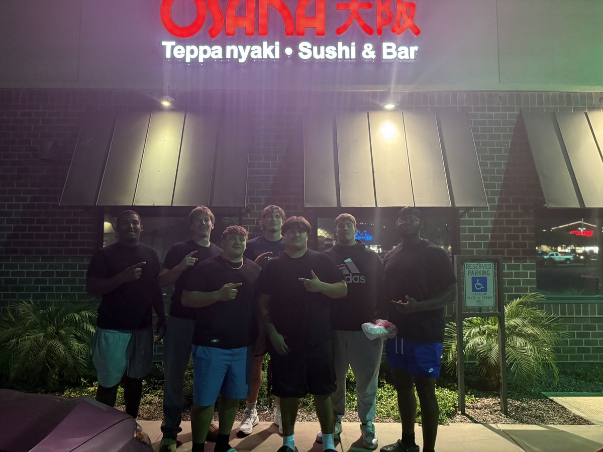CoachAnderson_1's tweet photo. Thankful for this group &amp; the time we invested together this season. Enjoyed watching them grow as football players, as a unit, and most importantly as young men. We got one more stop down at Mointain America Stadium at ASU. #RaisedByWolves #INAM #WolfPack #TrenchWarfare #RushMen https://t.co/Df3VC8P9ey