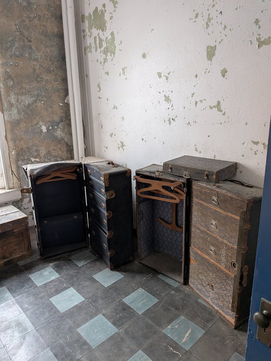 Neko's Paranormal Activity tweet media