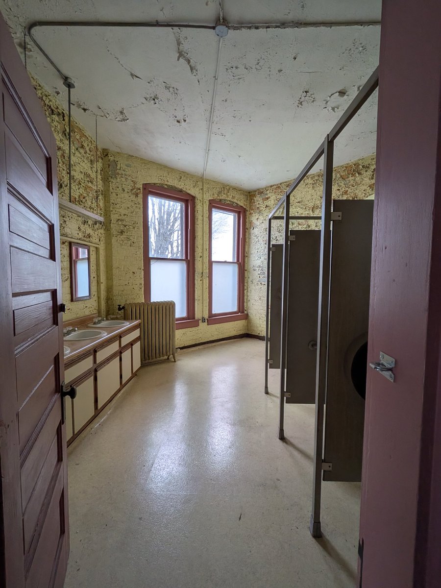 Neko's Paranormal Activity tweet media