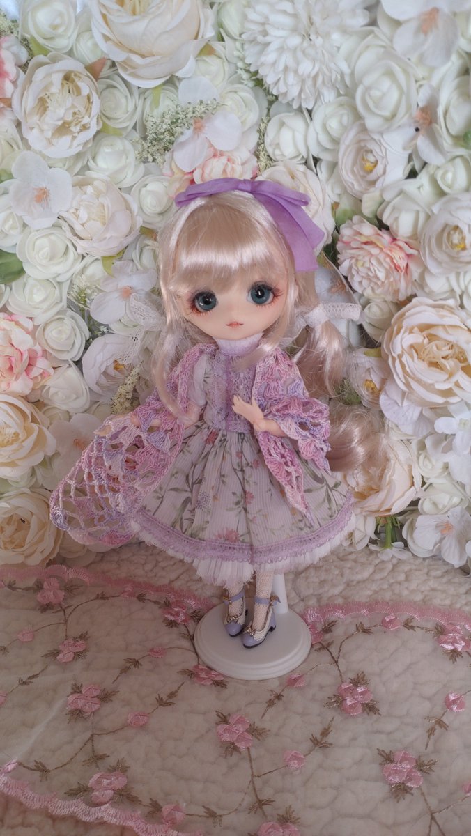 onchocerca_966's tweet photo. こちらも夏から寝かせてました、、、!
ふんわりした透け感のある生地と裾がかわいー!
色々小物も合わせてみました
いすずに似合うね!かわいいね!
ワンピース(#tinycountry)様
ショール(#こまひな制作室)様
#Harmoniabloom
#ハルモニアブルーム https://t.co/9nYwEQhZlZ