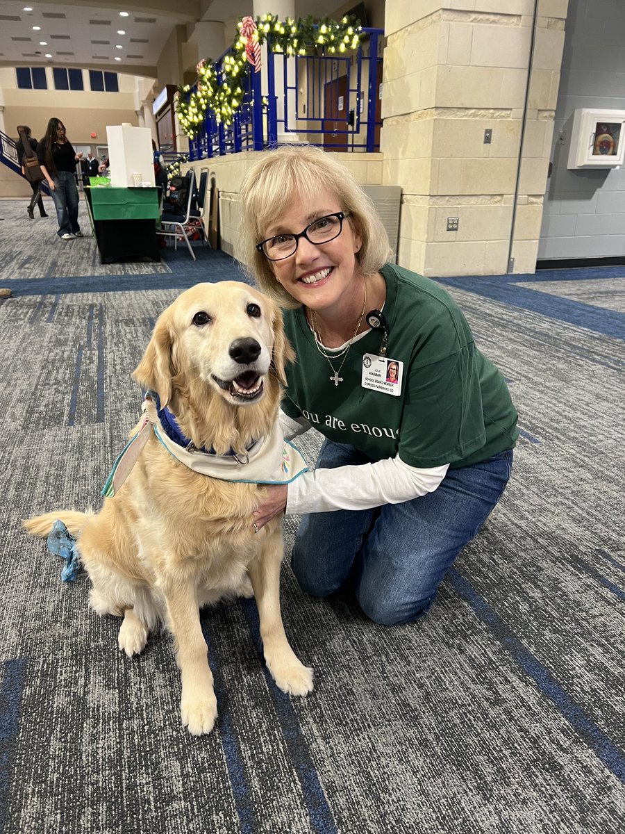 JulieHinaman's tweet photo. @Cycreekcounsel @cycreekhs @CFISDCounseling @Maclle So happy to see you there! 💙🐾 https://t.co/6zH4UjHLMM